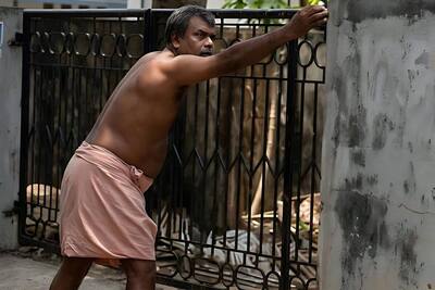 vishu-fire-work-of-shiban-bijukuttan-remembering-old-vishu-days-ePathram