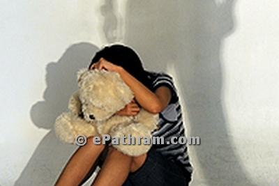girl-gang-rape-ePathram