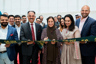 sheikha-lubna-al-qasimi-inaugurate-golden-dragon-chinese-restaurant-ePathram