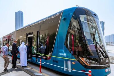 tram-in-abudhabi-art-automated-rapid-transit-ePathram