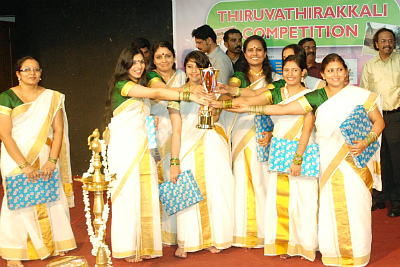 winners-ladies-thiruvathira-epathram