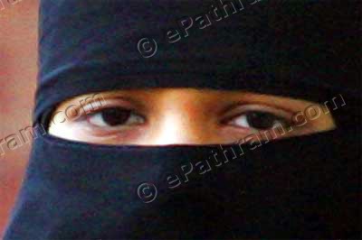 supreme-court-split-verdict-in-karnnataka-hijab-case-face-veil-burqa-niqab-ePathram