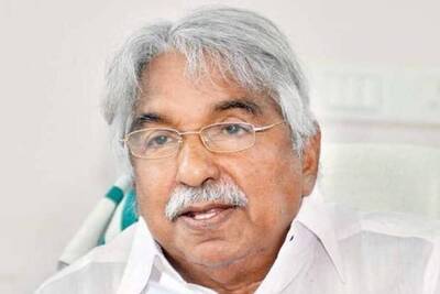 ex-chief-minister-oommen-chandy-passes-away-ePathram