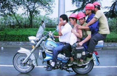 helmet-and-seat-belts-compulsory-for-back-seat-ePathram