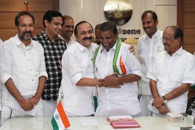 thiruvanchoor-radhakrishnan-elected-as-assembly-speaker-with-101-votes-ePathram