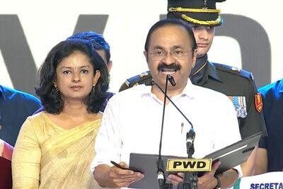 vd-satheesan-sworn-in-kerala-chief-minister-2026-ePathram