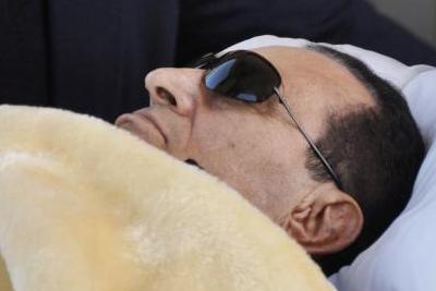 Hosni-Mubarak-in-critical-condition-epathram